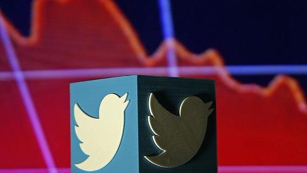 Polémica por posibles cambios en timeline de Twitter